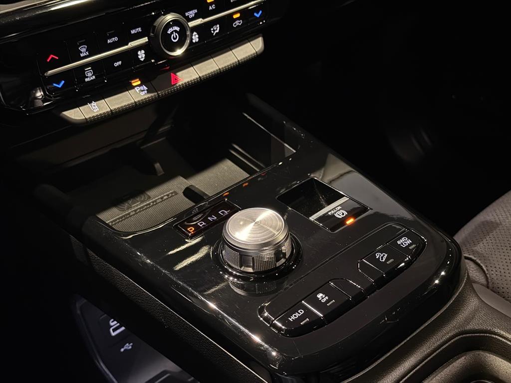 RAMPAGE 2.0 TURBO DIESEL REBEL 4X4 AUTOMÁTICO8