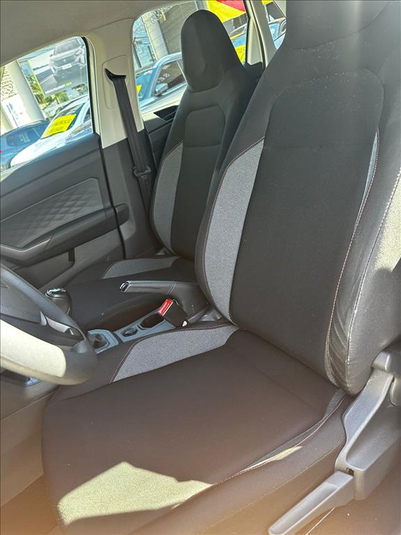 POLO 1.0 MPI TRACK MANUAL11
