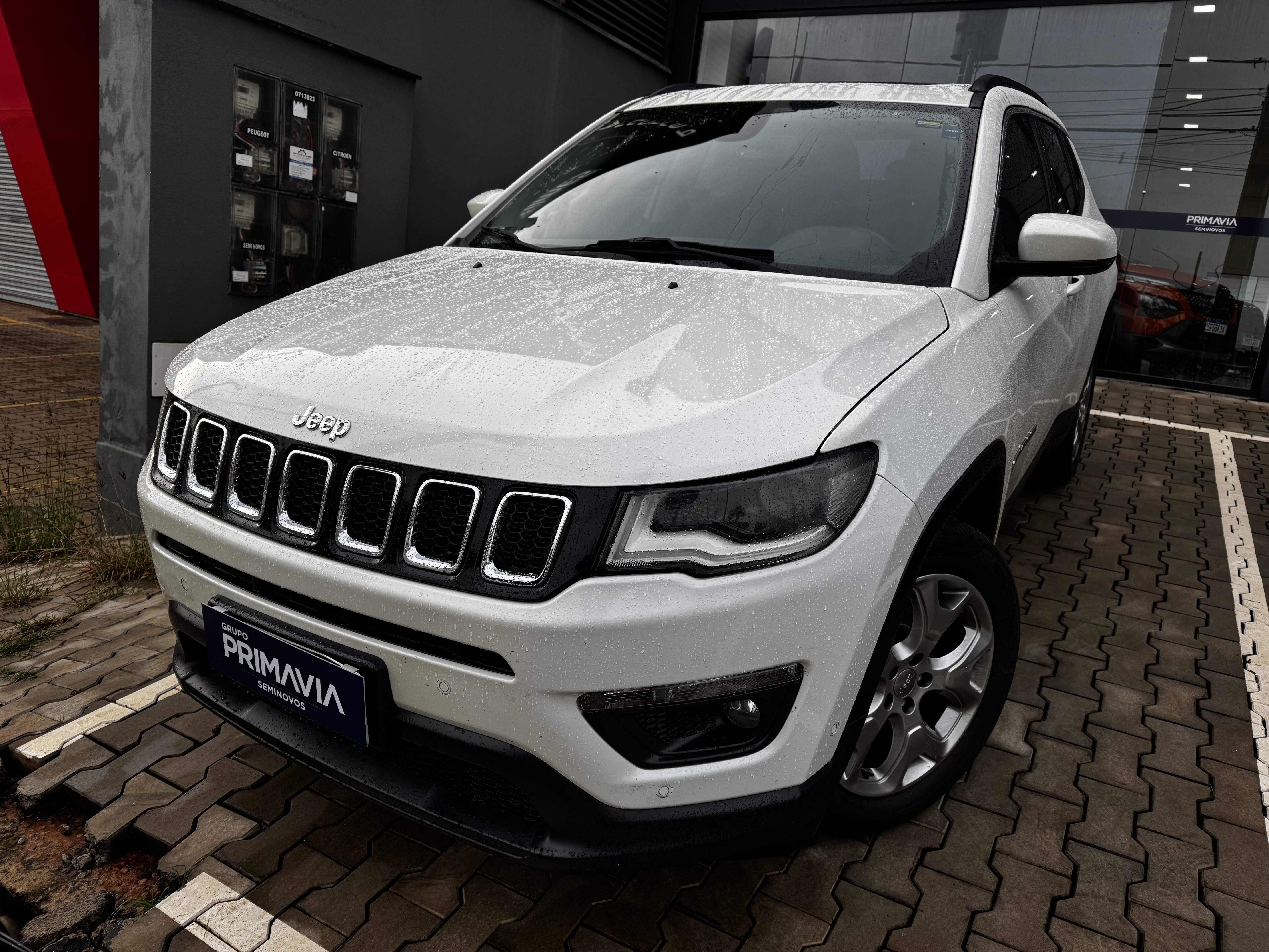 COMPASS 2.0 16V FLEX LONGITUDE AUTOMÁTICO