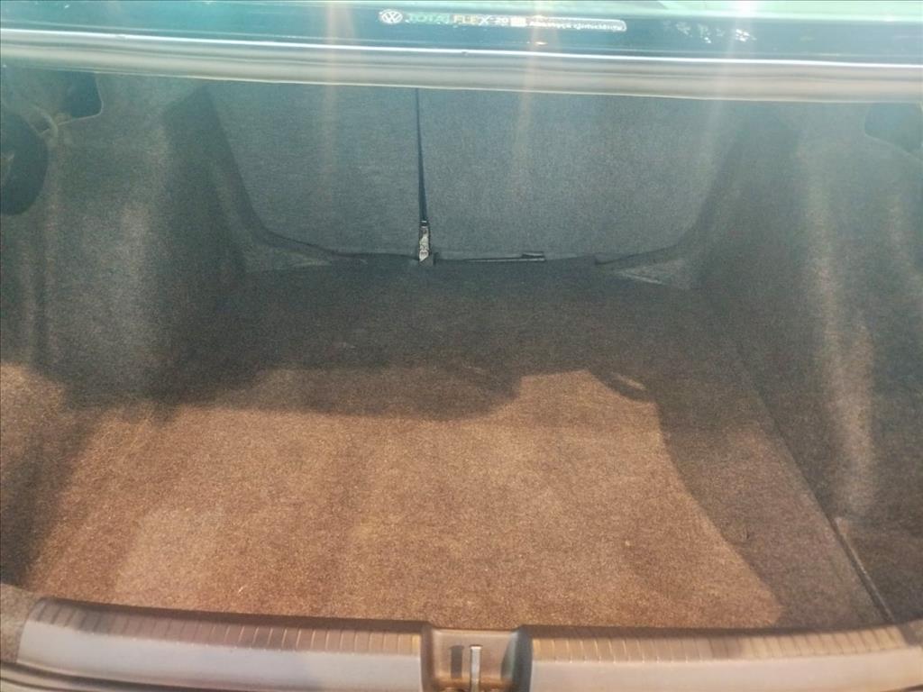 VIRTUS 1.4 250 TSI EXCLUSIVE AUTOMÁTICO17