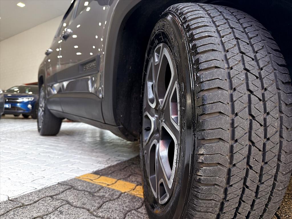 Jeep Renegade - 1.8 16V FLEX LONGITUDE 4P AUTOMÁTICO