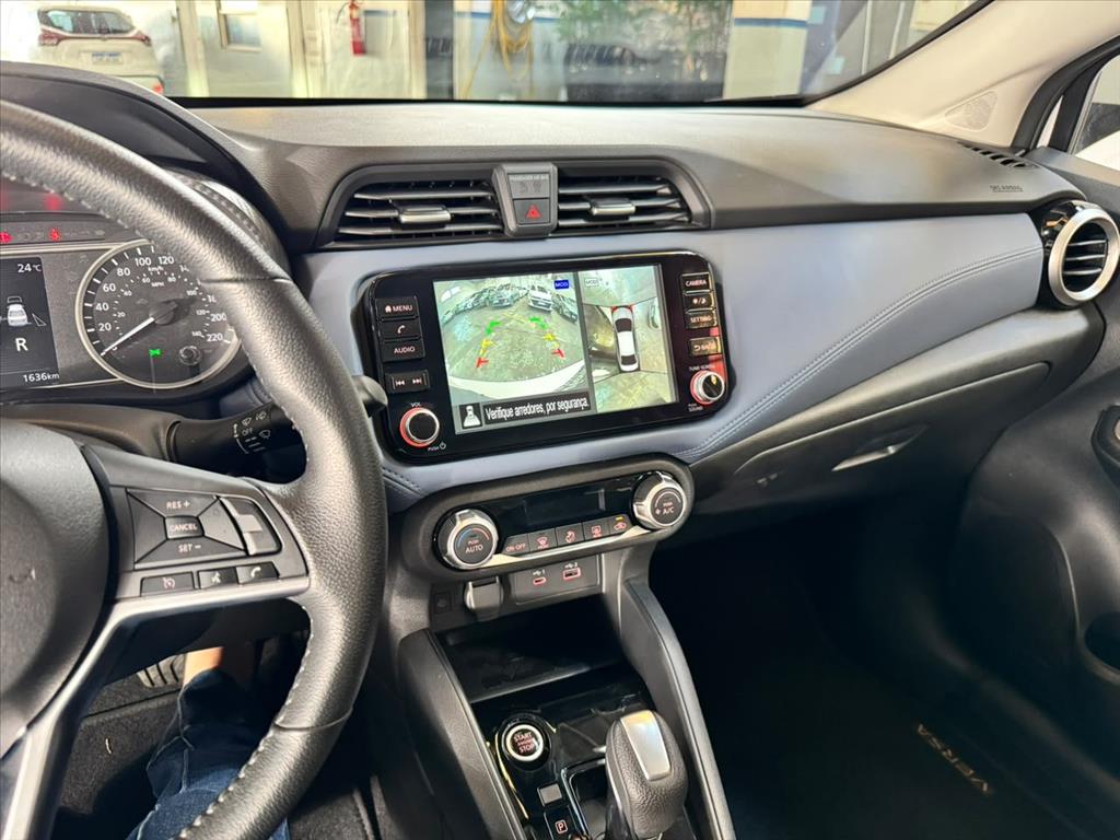 Nissan-VERSA-1.6 16V FLEX EXCLUSIVE XTRONIC