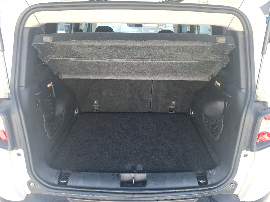 RENEGADE 1.8 16V FLEX SPORT 4P AUTOMÁTICO5