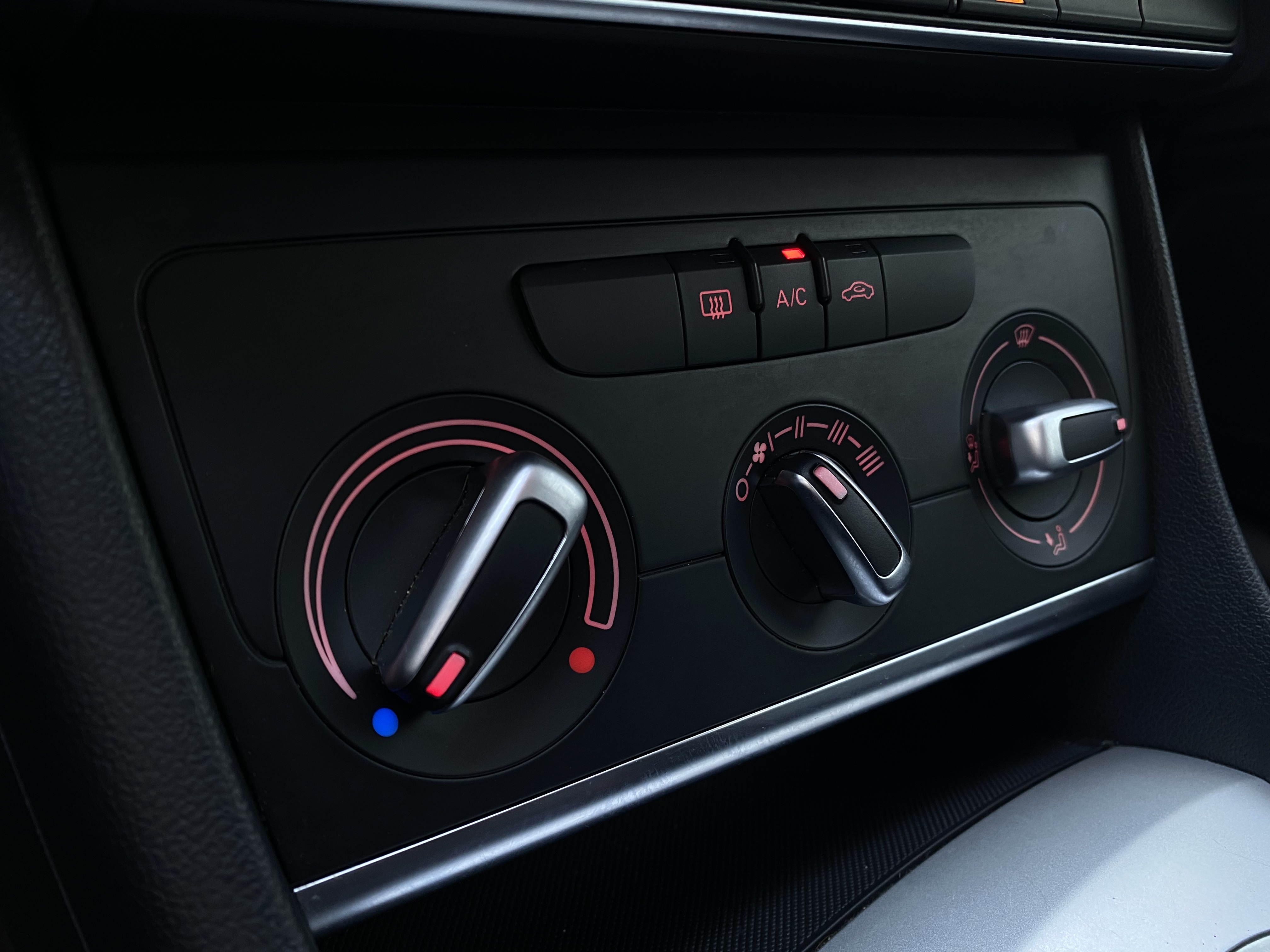 Q3 1.4 TFSI ATTRACTION FLEX 4P S TRONIC9