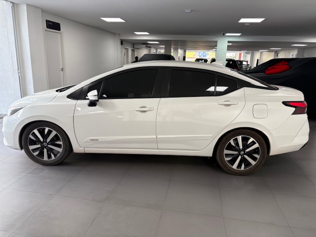 Nissan-VERSA-1.6 16V FLEX EXCLUSIVE XTRONIC