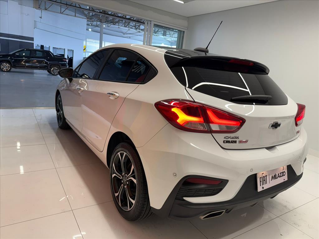 CRUZE 1.4 TURBO SPORT6 RS 16V FLEX 4P AUTOMÁTICO3