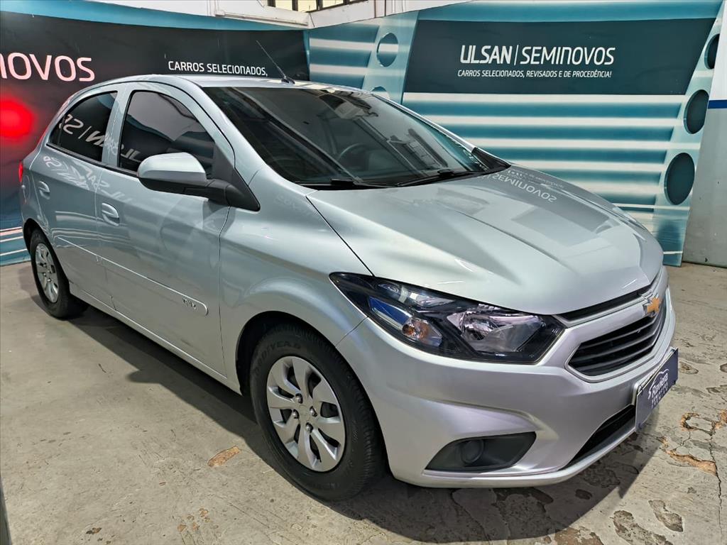 GM - Chevrolet-ONIX-1.0 MPFI LT 8V FLEX 4P MANUAL