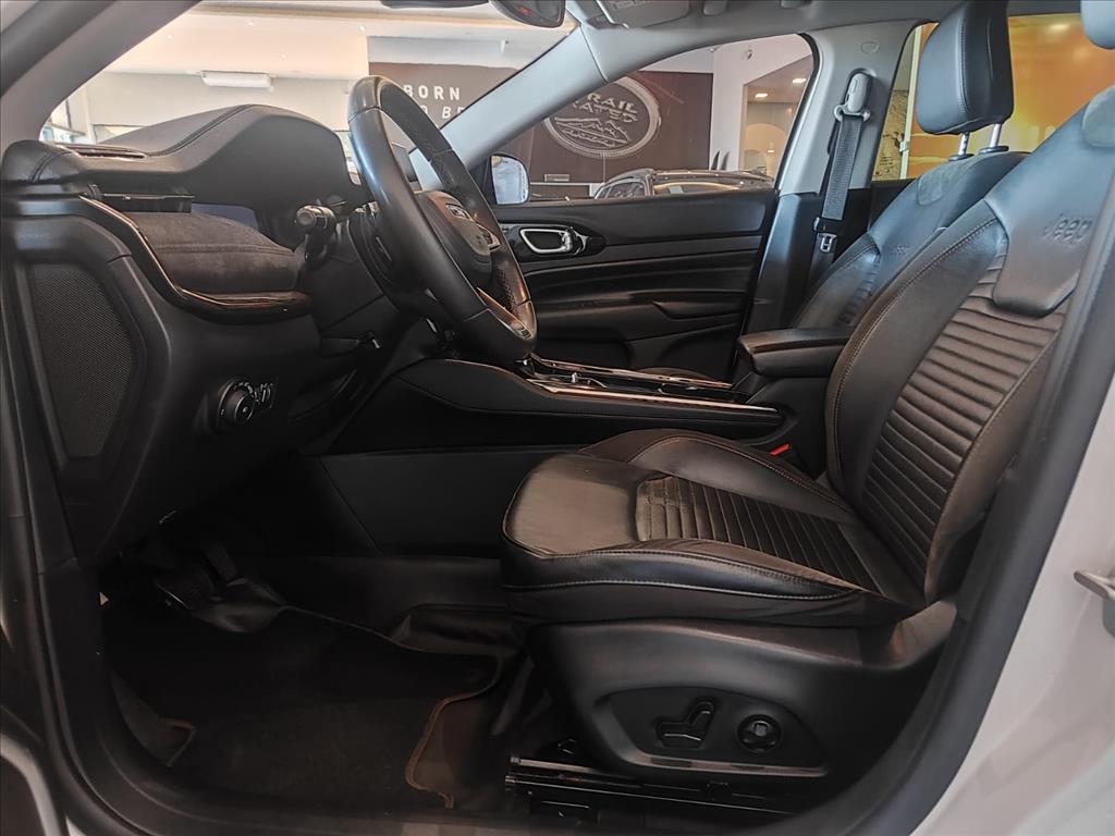 COMMANDER 2.0 TD380 TURBO DIESEL LIMITED AT9 COMMANDER 2.0 TD380 TURBO DIESEL LIMITED AT9