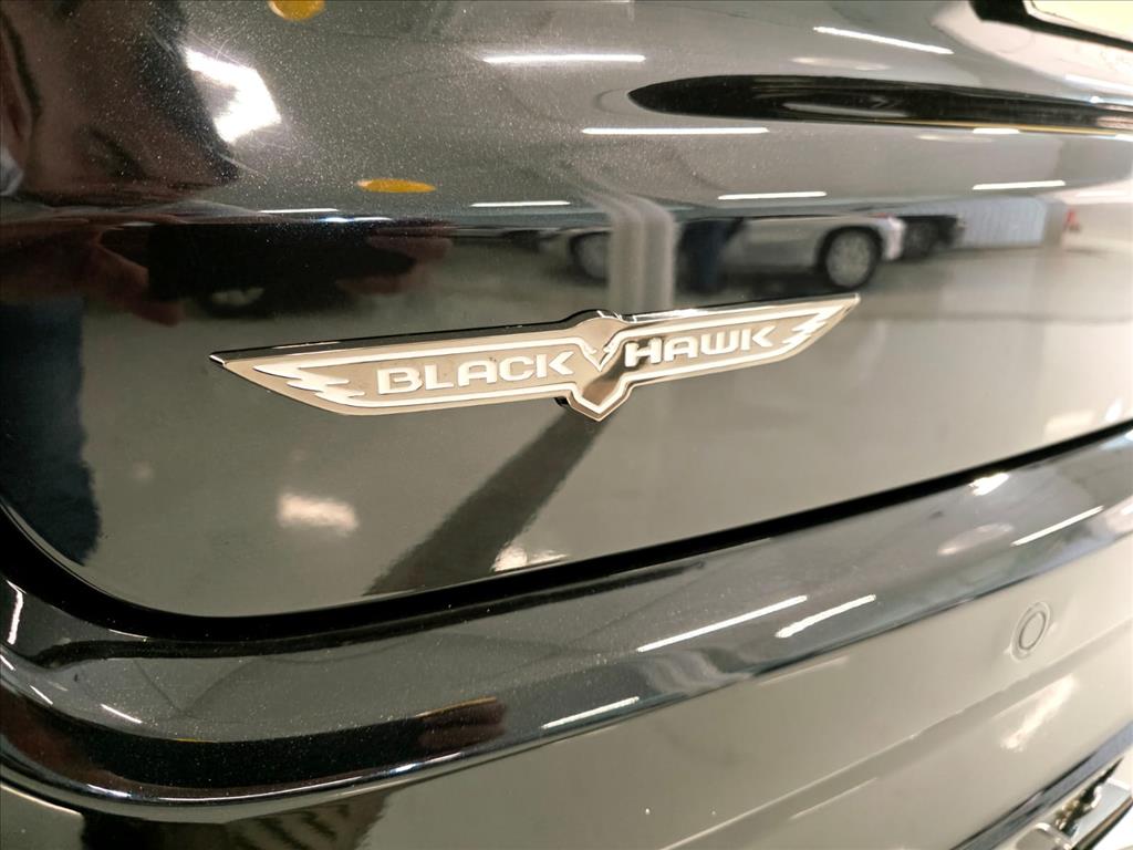 COMPASS 2.0 HURRICANE 4 TURBO GASOLINA BLACKHAWK AT96