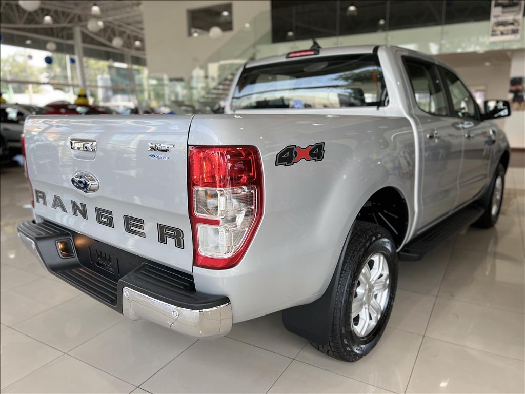 RANGER 3.2 XLT 4X4 CD 20V DIESEL 4P AUTOMÁTICO RANGER 3.2 XLT 4X4 CD 20V DIESEL 4P AUTOMÁTICO