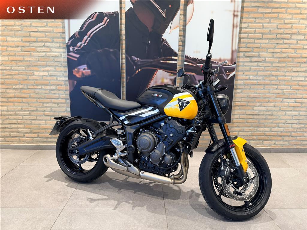 TRIUMPH-TRIDENT-660