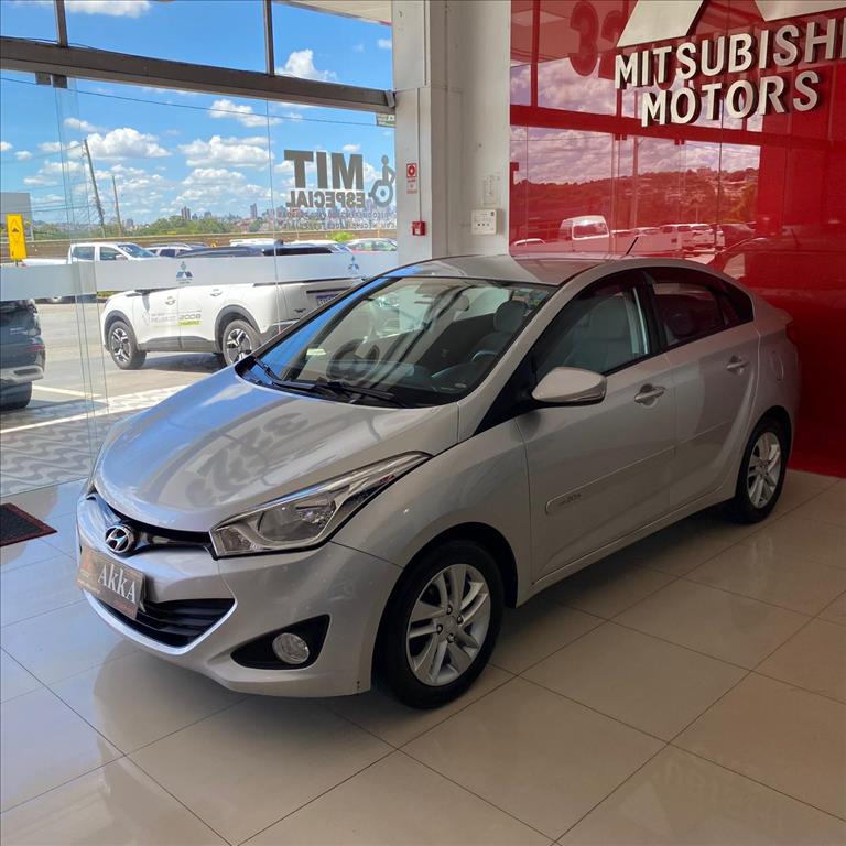 Hyundai-HB20S-1.6 PREMIUM 16V FLEX 4P AUTOMÁTICO