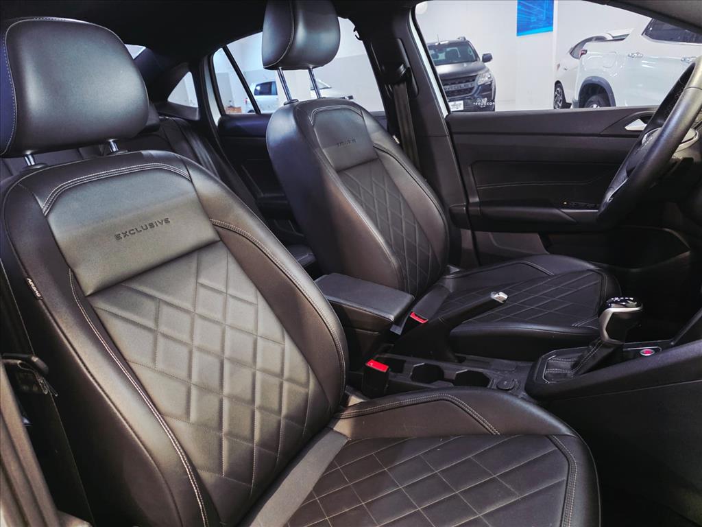 VIRTUS 1.4 250 TSI EXCLUSIVE AUTOMÁTICO10