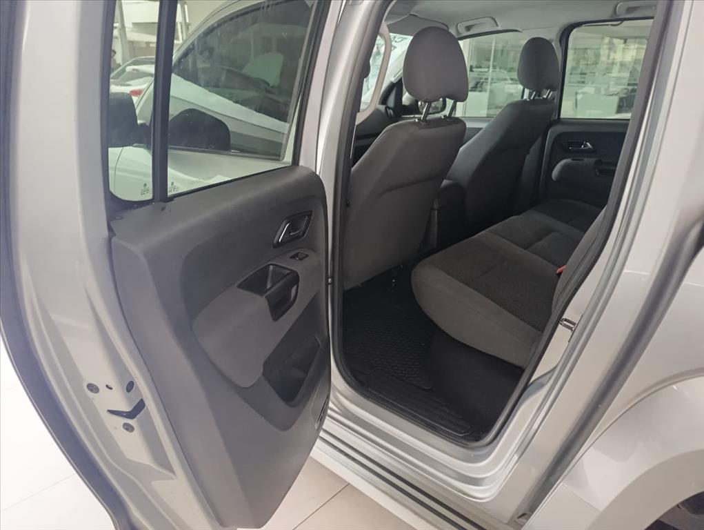 AMAROK 2.0 TRENDLINE 4X4 CD 16V TURBO INTERCOOLER DIESEL 4P AUTOMÁTICO6