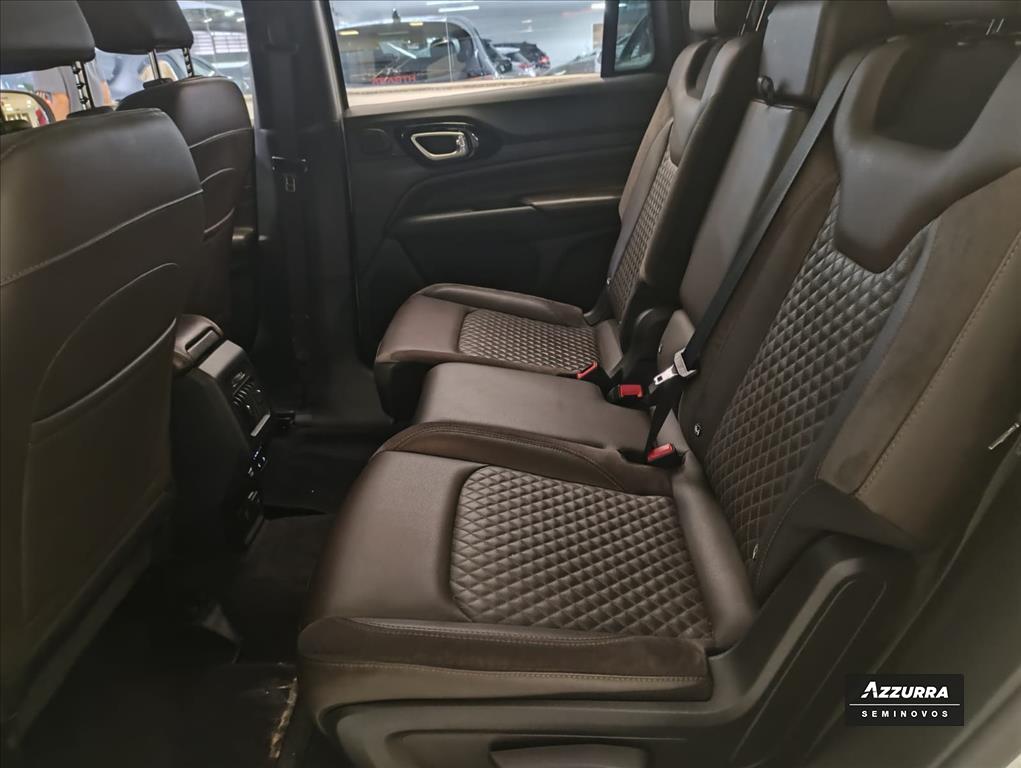 COMMANDER 1.3 T270 TURBO FLEX OVERLAND AT615