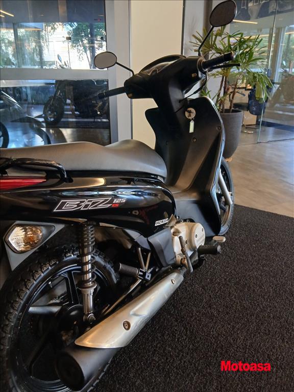 BIZ 125 ES6
