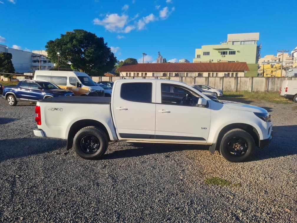 S10 2.8 16V TURBO DIESEL LS CD 4X4 MANUAL6