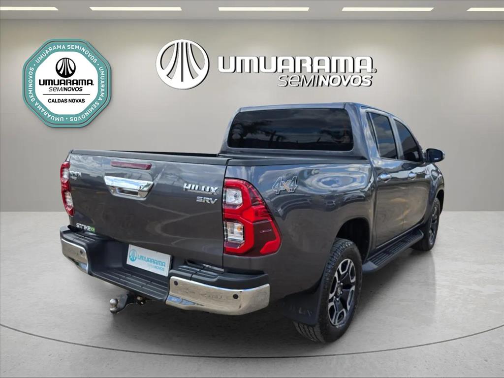 HILUX 2.8 D-4D TURBO DIESEL CD SRV 4X4 AUTOMÁTICO3