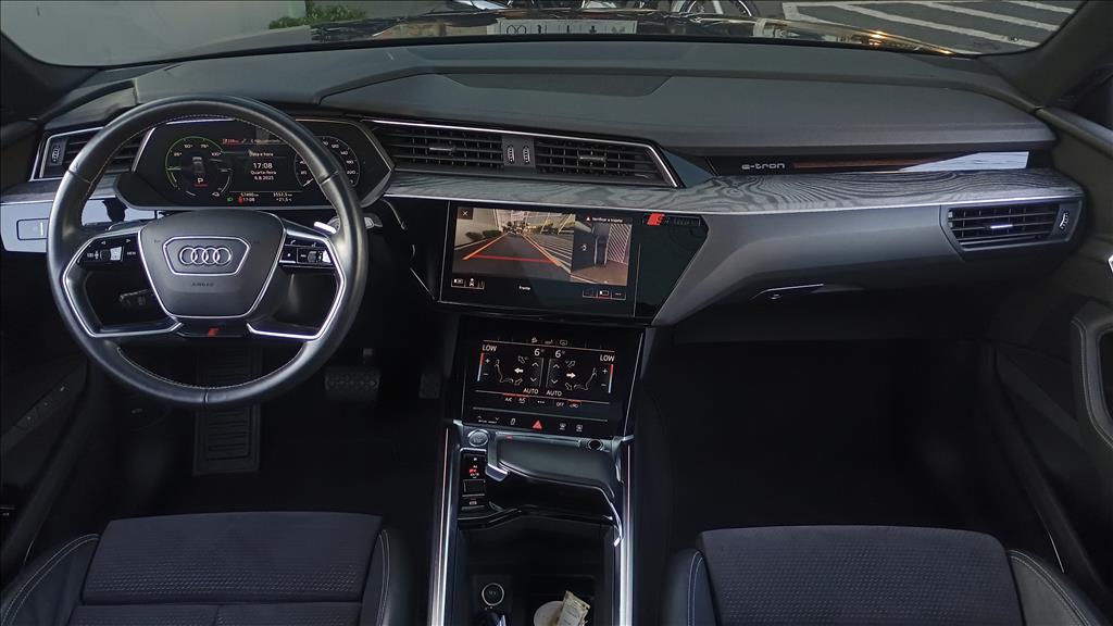 E-TRON ELÉTRICO SPORTBACK PERFORMANCE BLACK QUATTRO14