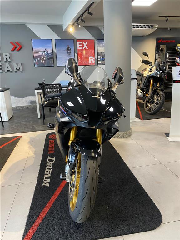 HONDA CBR foto 3