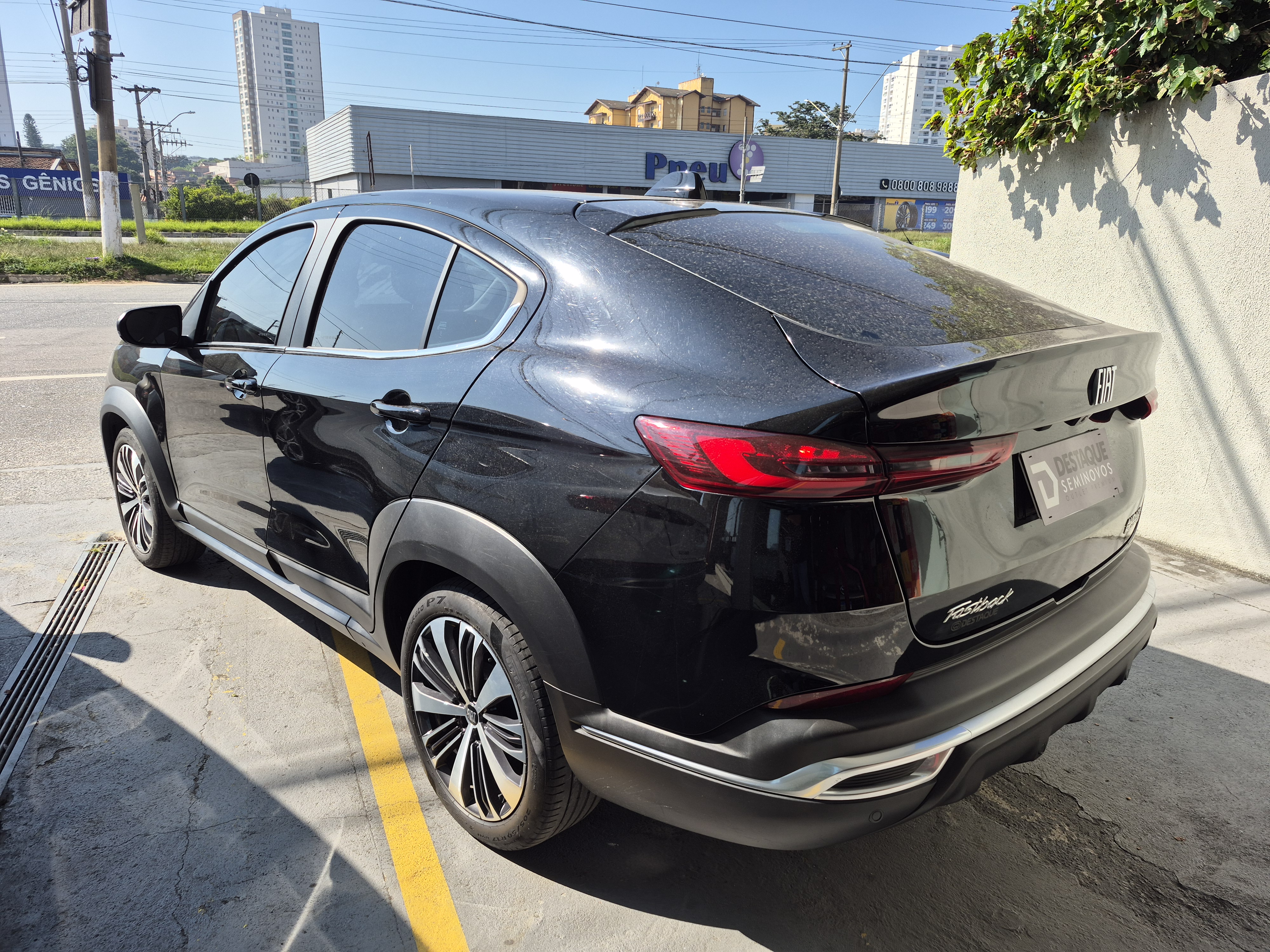 Foto ilustrativa do carro