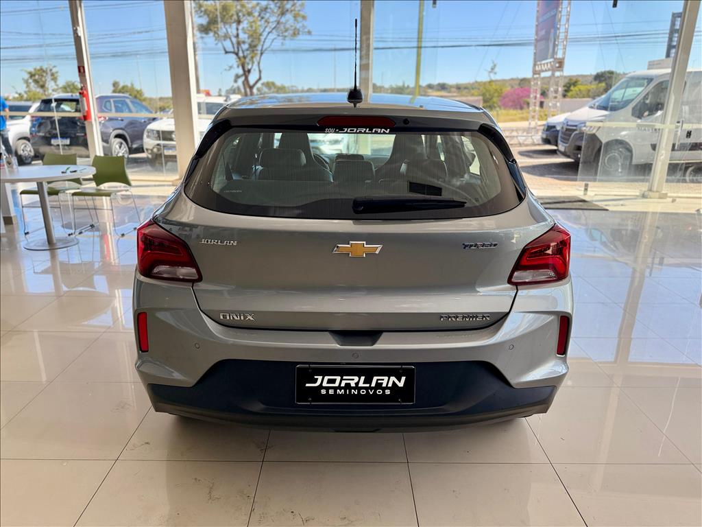 ONIX 1.0 TURBO FLEX PREMIER AUTOMÁTICO
