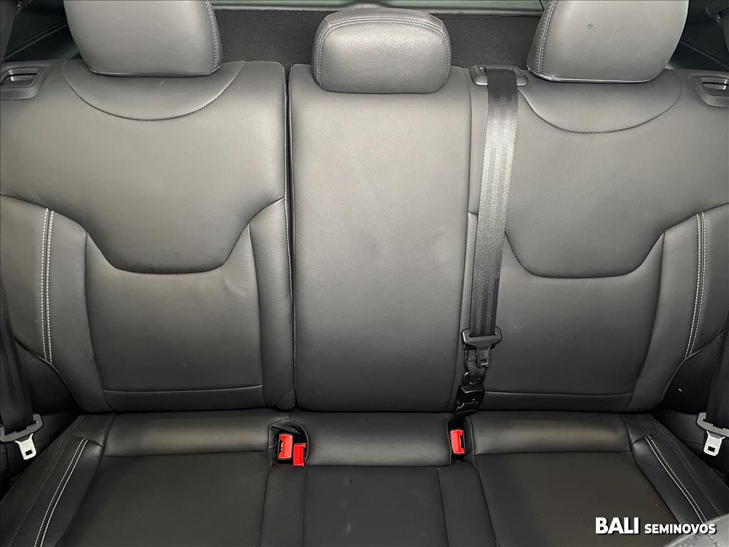 RENEGADE 1.3 T270 TURBO FLEX AT618