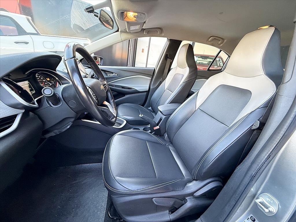Chevrolet Onix Plus - 1.0 TURBO FLEX PREMIER AUTOMÁTICO