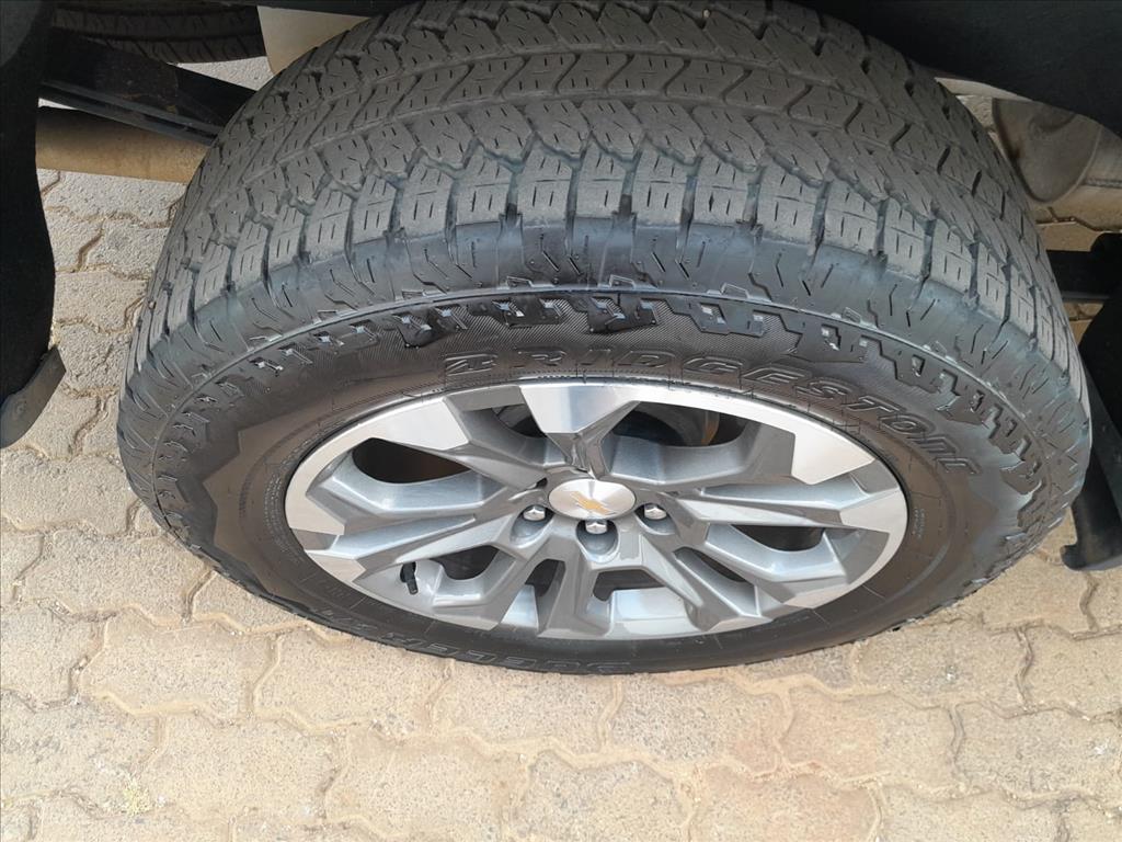 SILVERADO 5.3 V8 GASOLINA 1500 HIGH COUNTRY 4X4 AUTOMÁTICO15