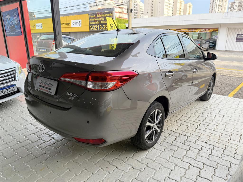 Toyota Yaris - 1.5 16V FLEX SEDAN XS MULTIDRIVE