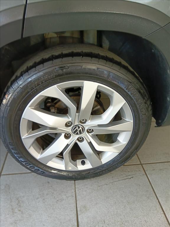 TAOS 1.4 250 TSI TOTAL FLEX COMFORTLINE AUTOMÁTICO19