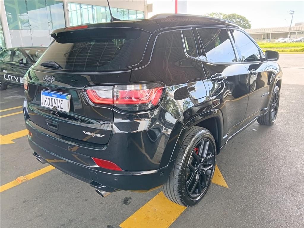 COMPASS 2.0 HURRICANE 4 TURBO GASOLINA BLACKHAWK AT94