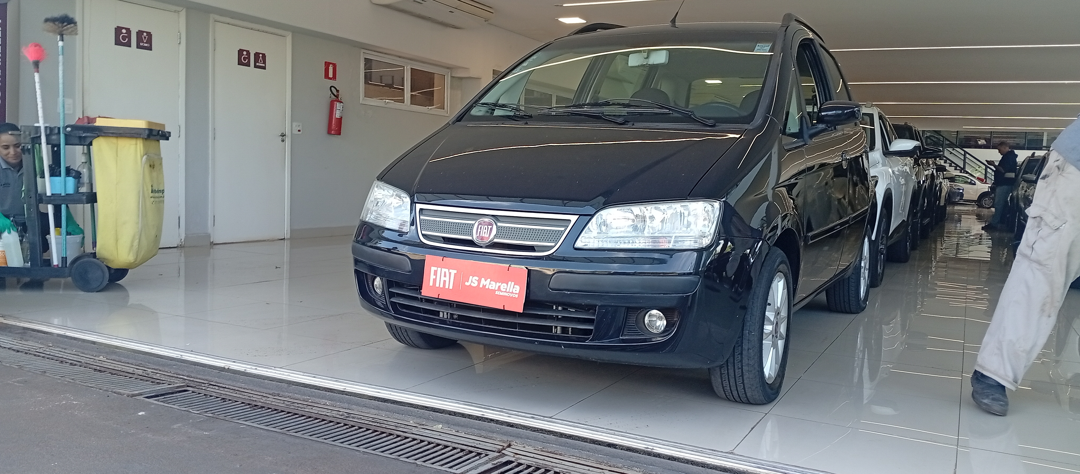 IDEA 1.4 MPI ELX 8V FLEX 4P MANUAL4