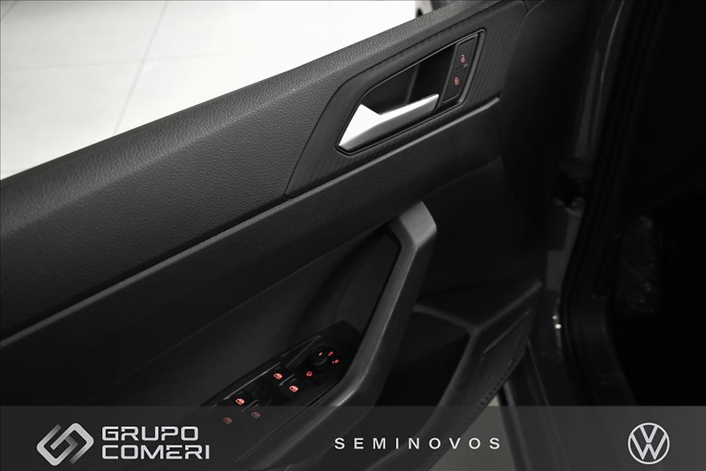 NIVUS 1.0 200 TSI TOTAL FLEX HIGHLINE AUTOMÁTICO13