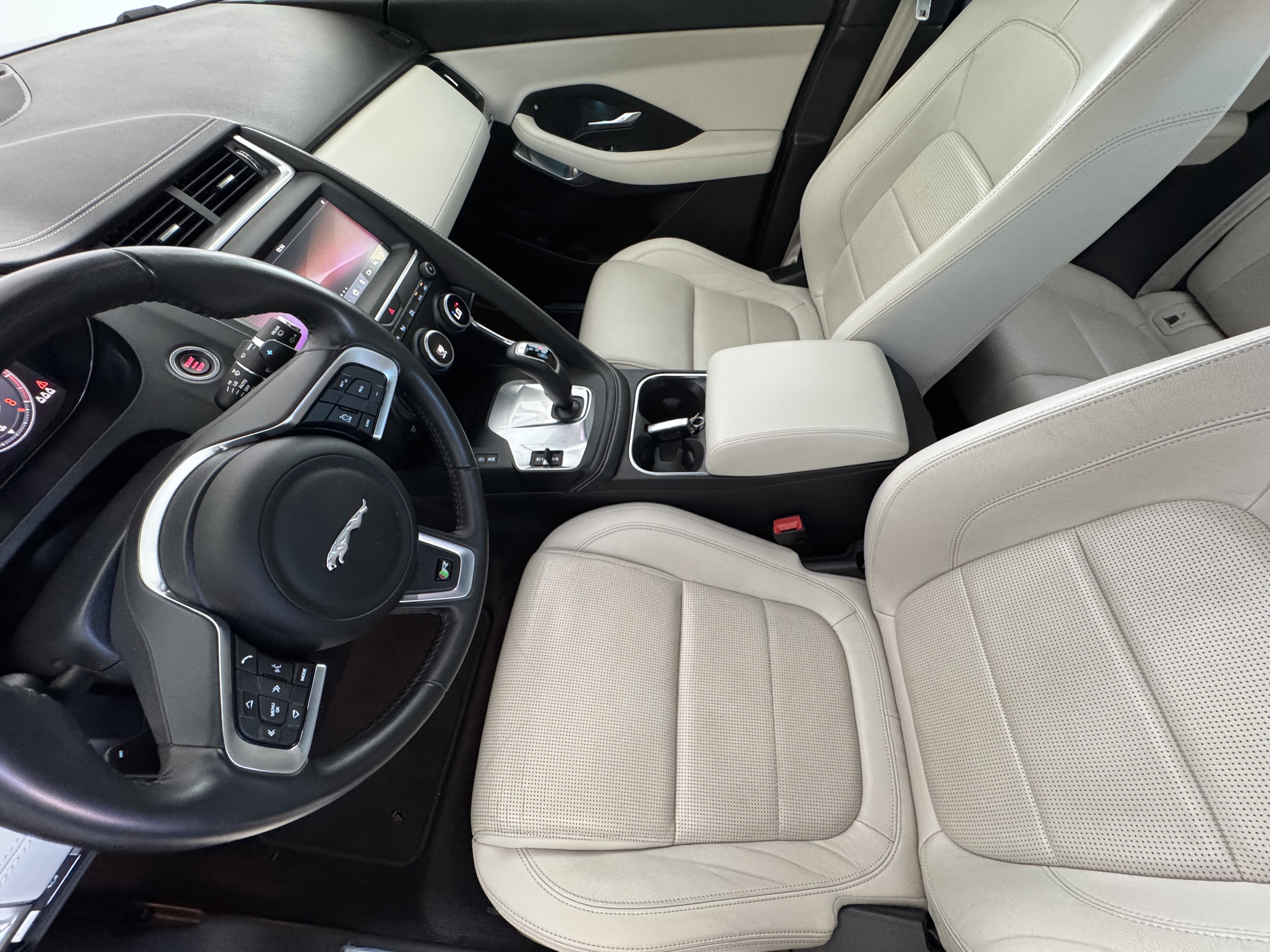 E-PACE 2.0 16V P250 FLEX R-DYNAMIC S AWD AUTOMÁTICO8