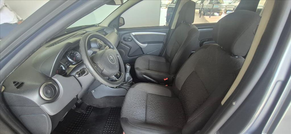 DUSTER 1.6 EXPRESSION 4X2 16V FLEX 4P MANUAL9