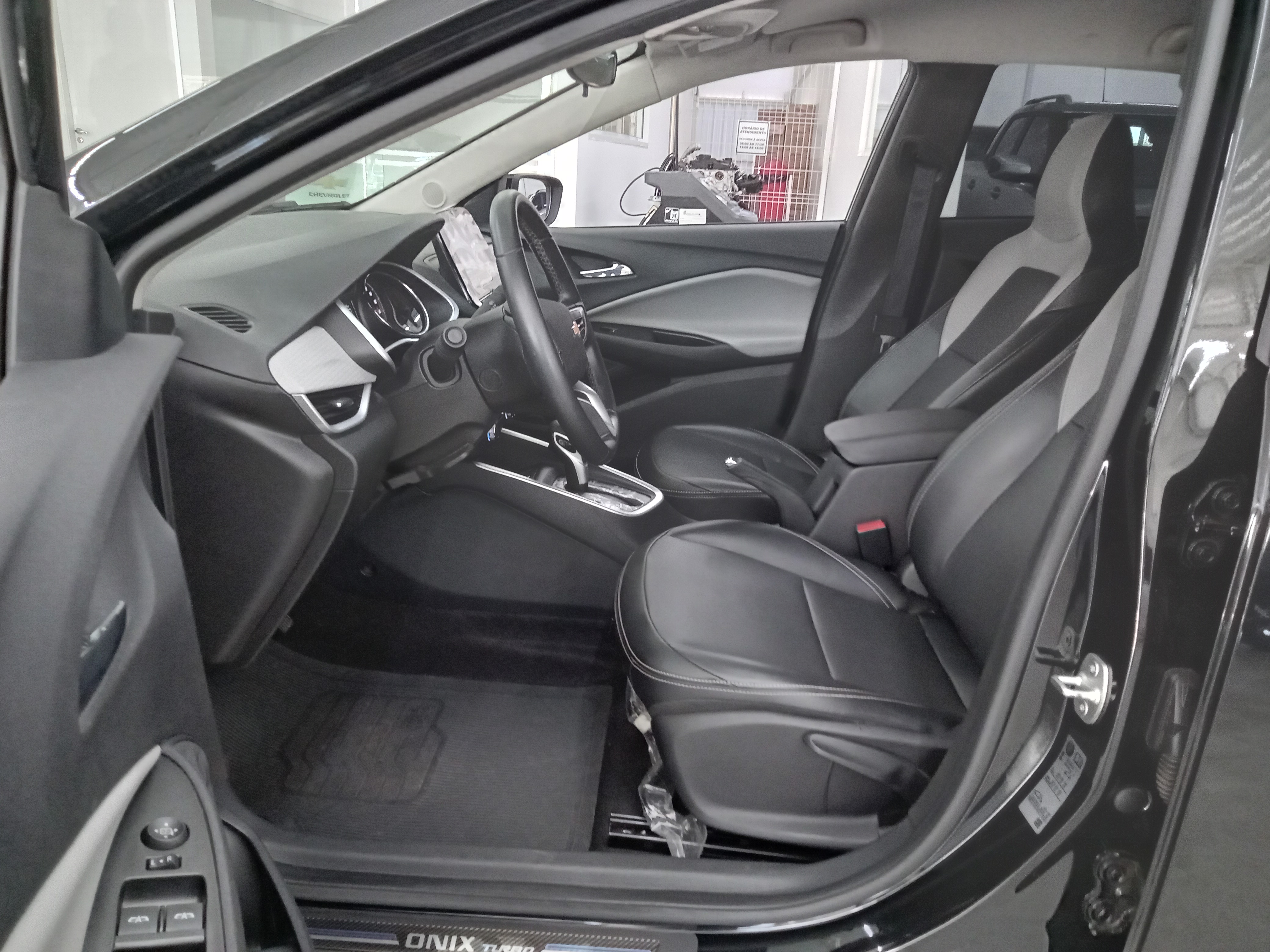 ONIX PLUS 1.0 TURBO FLEX PREMIER AUTOMÁTICO8