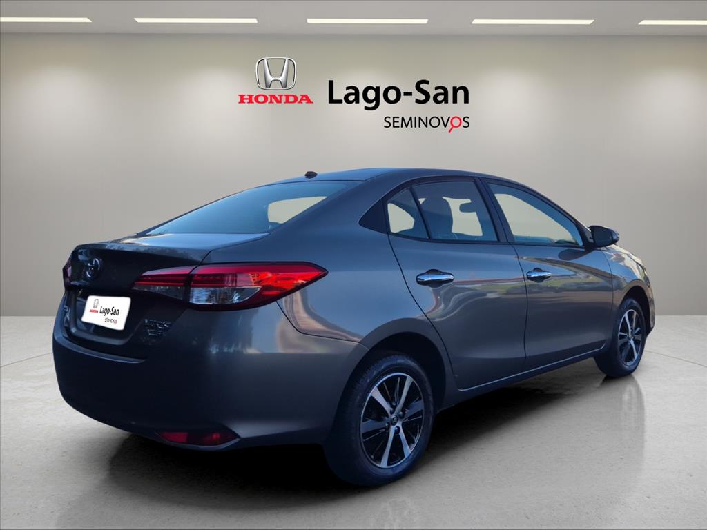 YARIS 1.5 16V FLEX SEDAN XLS MULTIDRIVE2