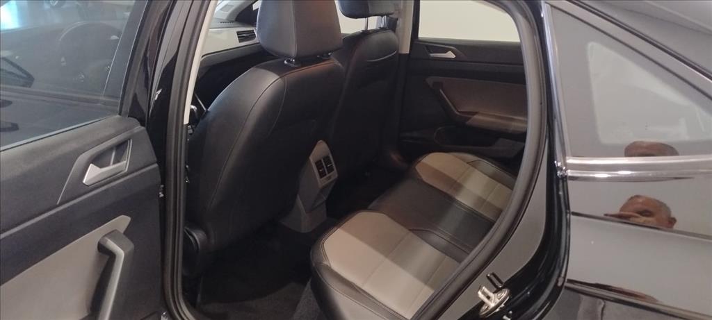 VIRTUS 1.0 200 TSI HIGHLINE AUTOMÁTICO9