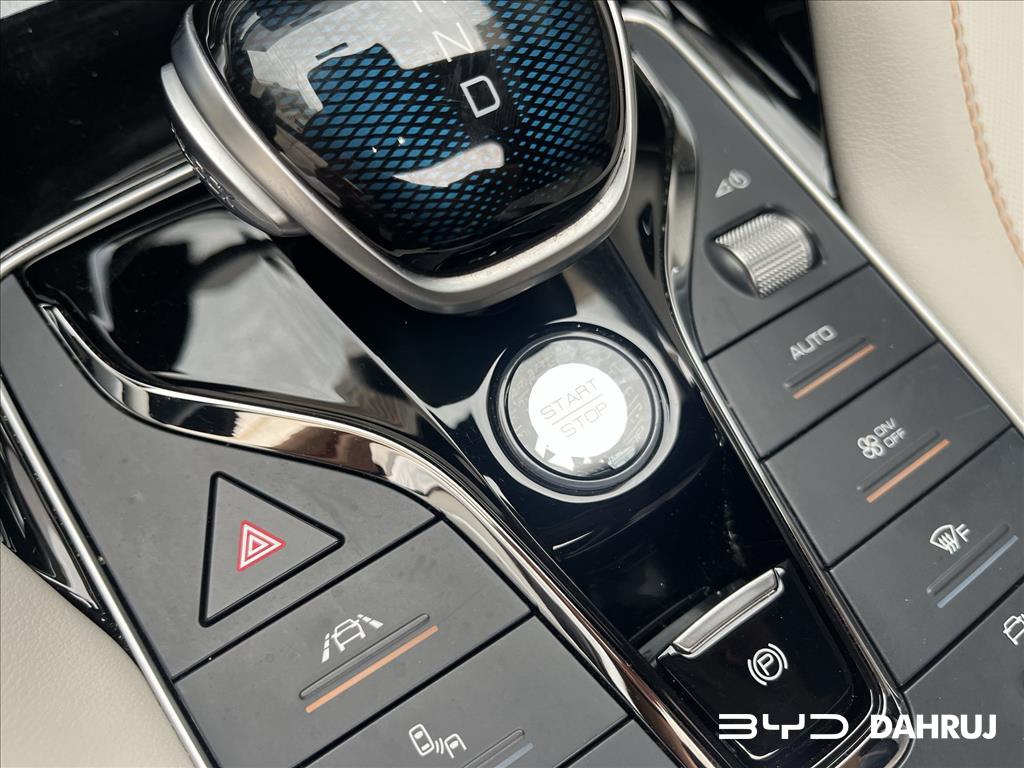 SONG PLUS 1.5 DM-I HÍBRIDO AUTOMÁTICO10