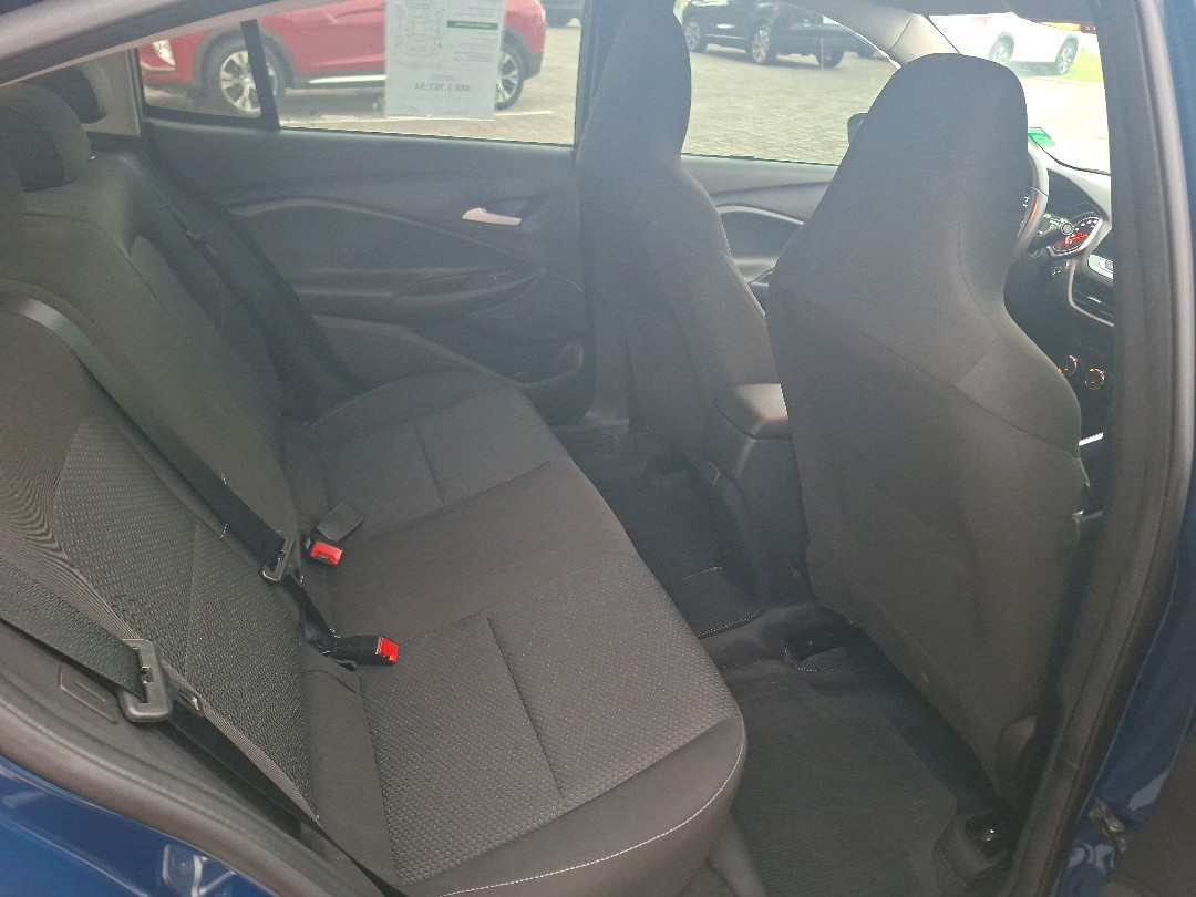 ONIX PLUS 1.0 TURBO FLEX AUTOMÁTICO8