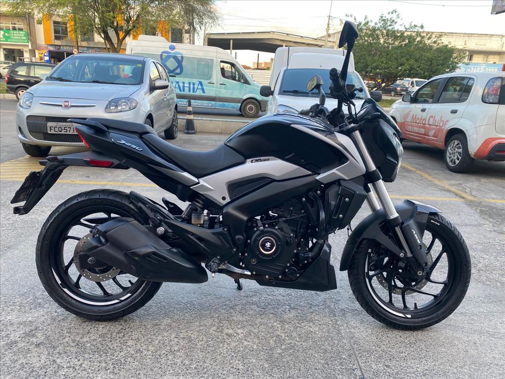 BAJAJ DOMINAR foto 2