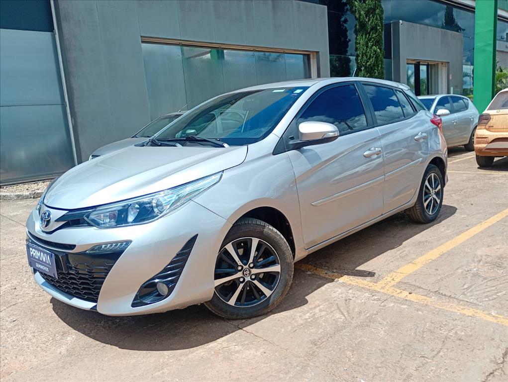 YARIS 1.5 16V FLEX SEDAN XLS CONNECT MULTIDRIVE5