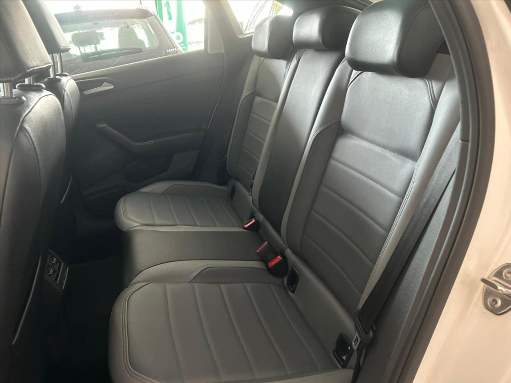NIVUS 1.0 200 TSI TOTAL FLEX HIGHLINE AUTOMÁTICO9