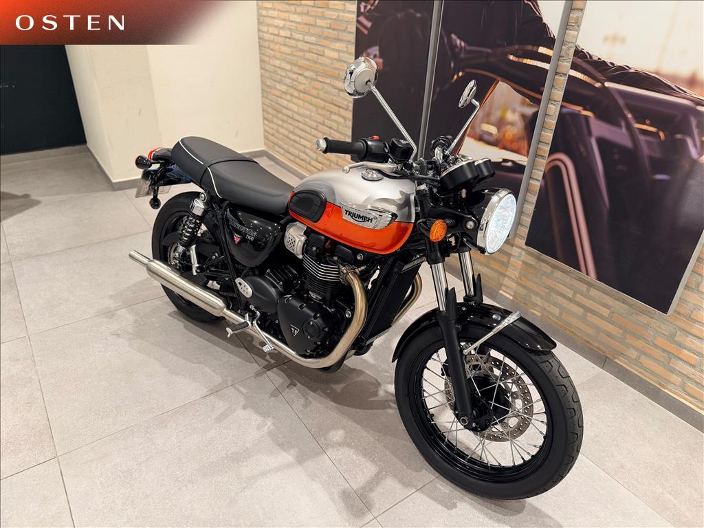 TRIUMPH-BONNEVILLE-T100 900