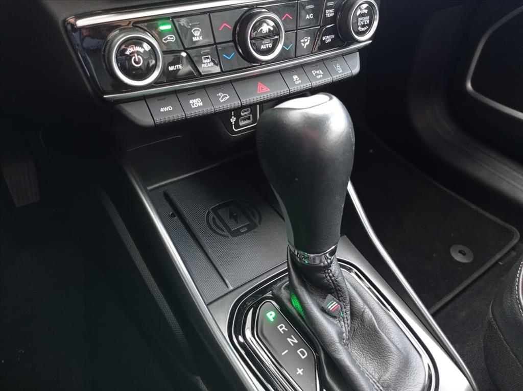 TORO 2.0 16V TURBO DIESEL VOLCANO 4WD AT97