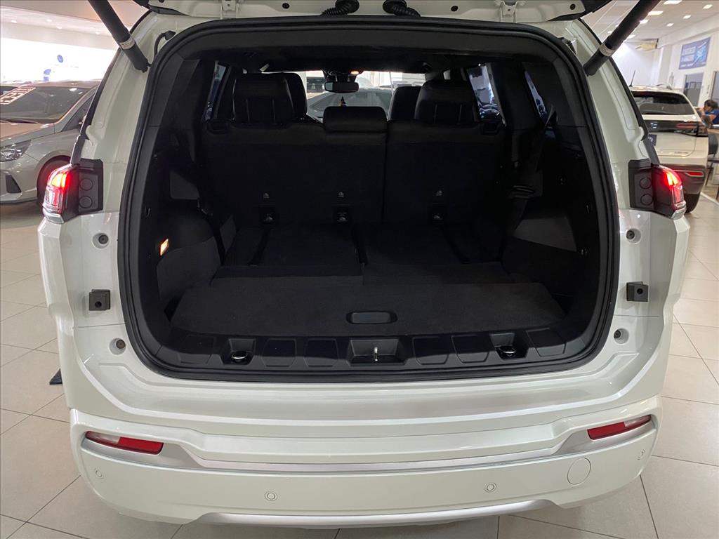 COMMANDER 1.3 T270 TURBO FLEX OVERLAND AT67