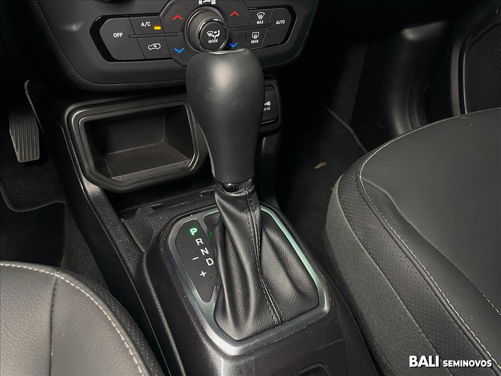 RENEGADE 1.3 T270 TURBO FLEX LONGITUDE AT615