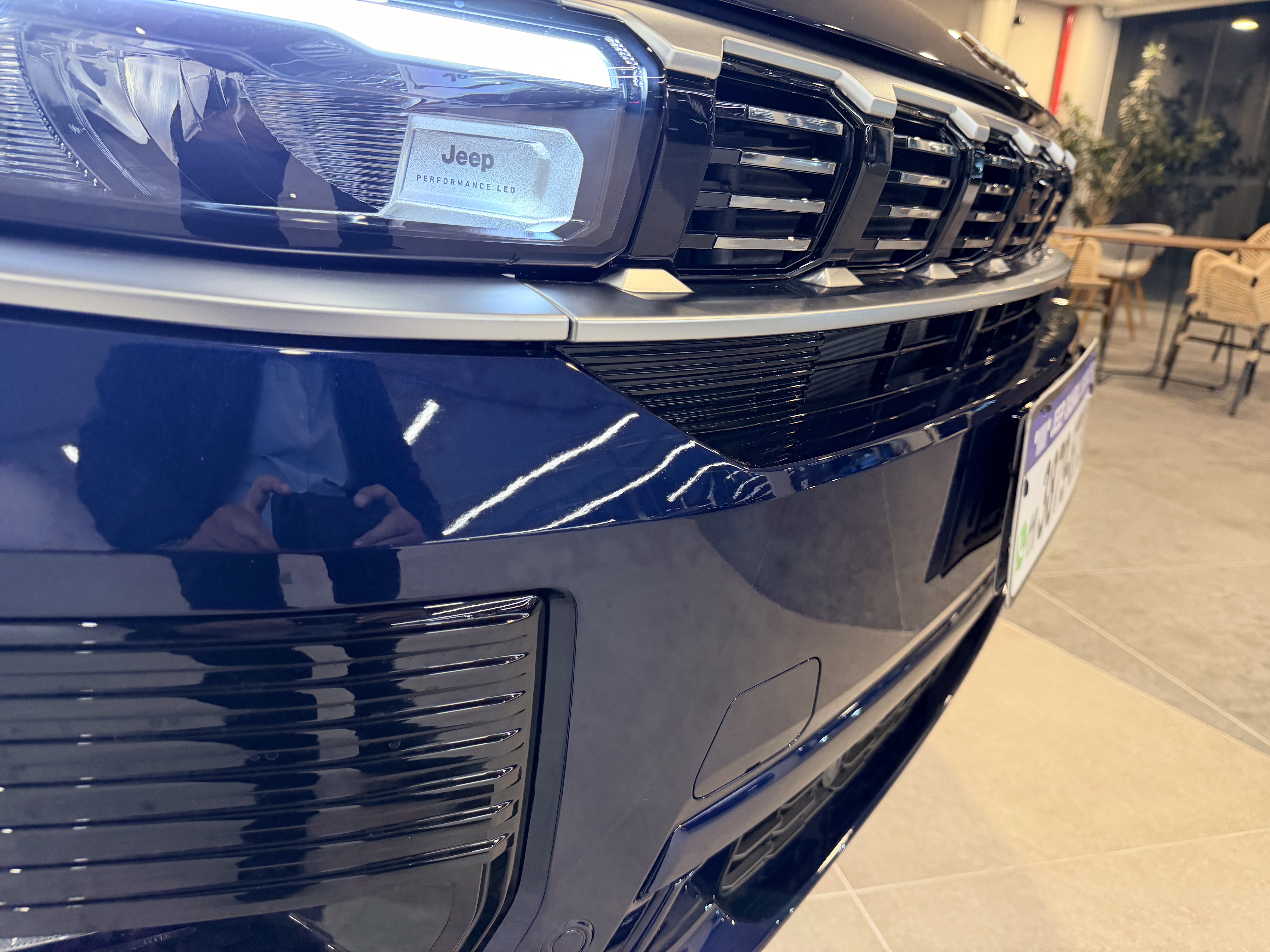 COMMANDER 2.2 TURBO DIESEL OVERLAND AT918