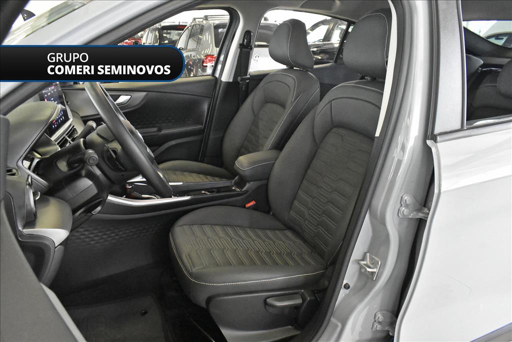 FASTBACK 1.0 TURBO 200 FLEX CVT